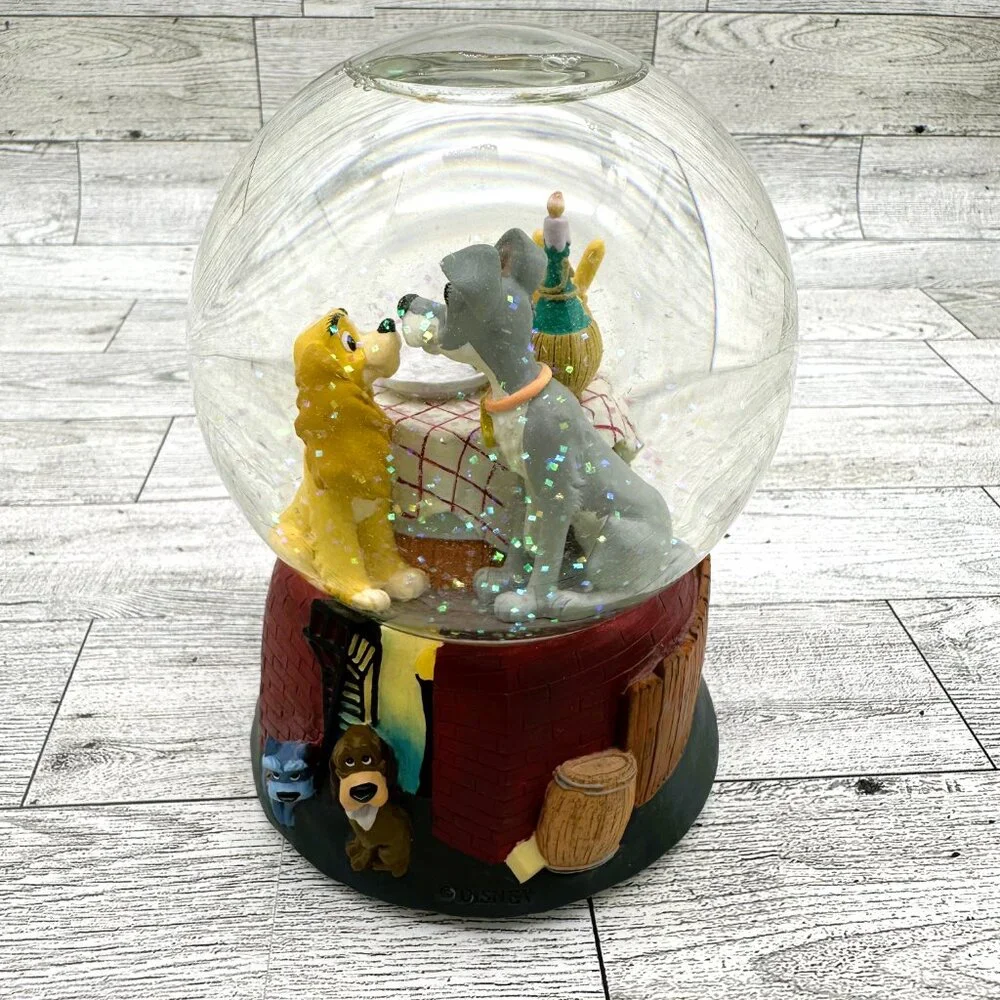 Disney Lady and the Tramp Snow Globe, plays "Bella Notte (This is the Night)" - Picture 4 of 8